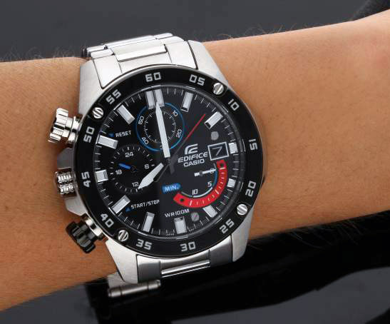 Casio EFR-558DB-1A Casio EFR-558DB-1A