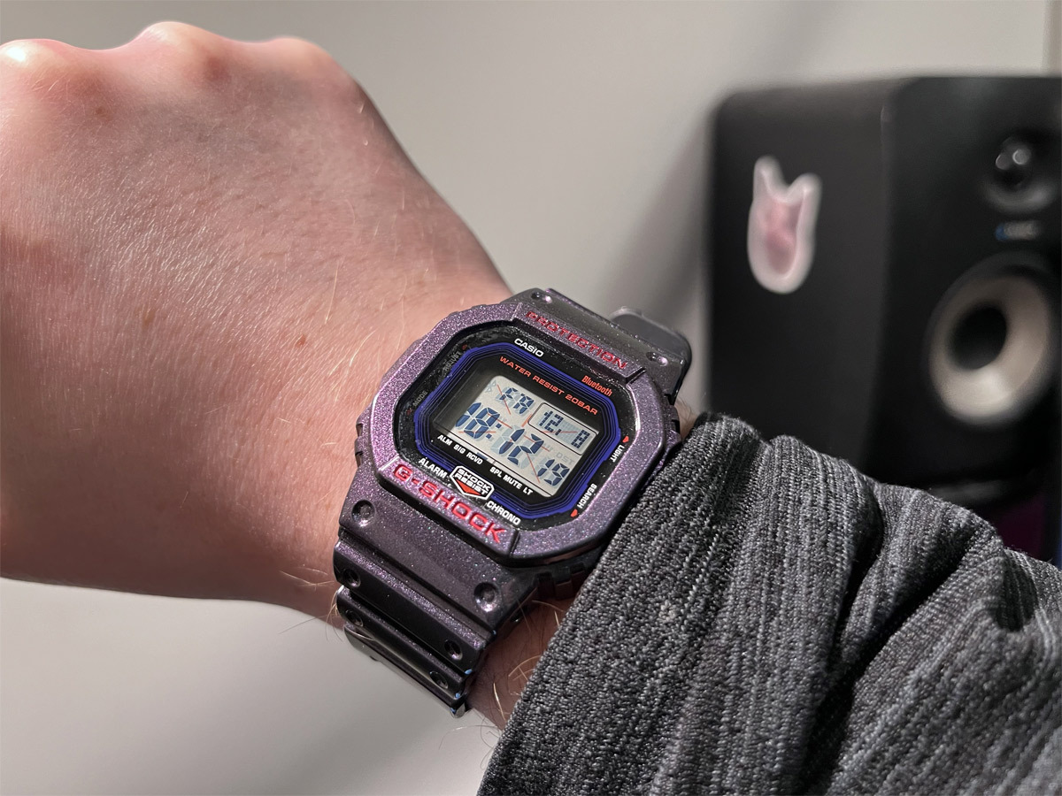 Casio DW-B5600AH-6E Casio DW-B5600AH-6E