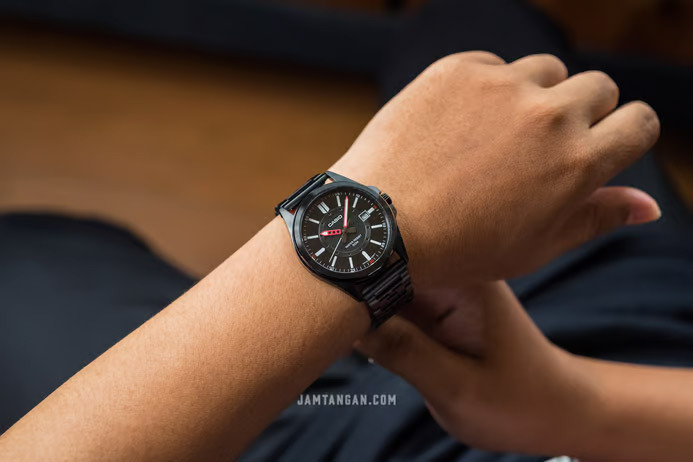 Casio MTP-E700B-1E Casio MTP-E700B-1E