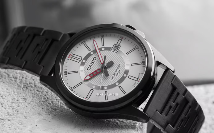 Casio MTP-E700B-7E Casio MTP-E700B-7E