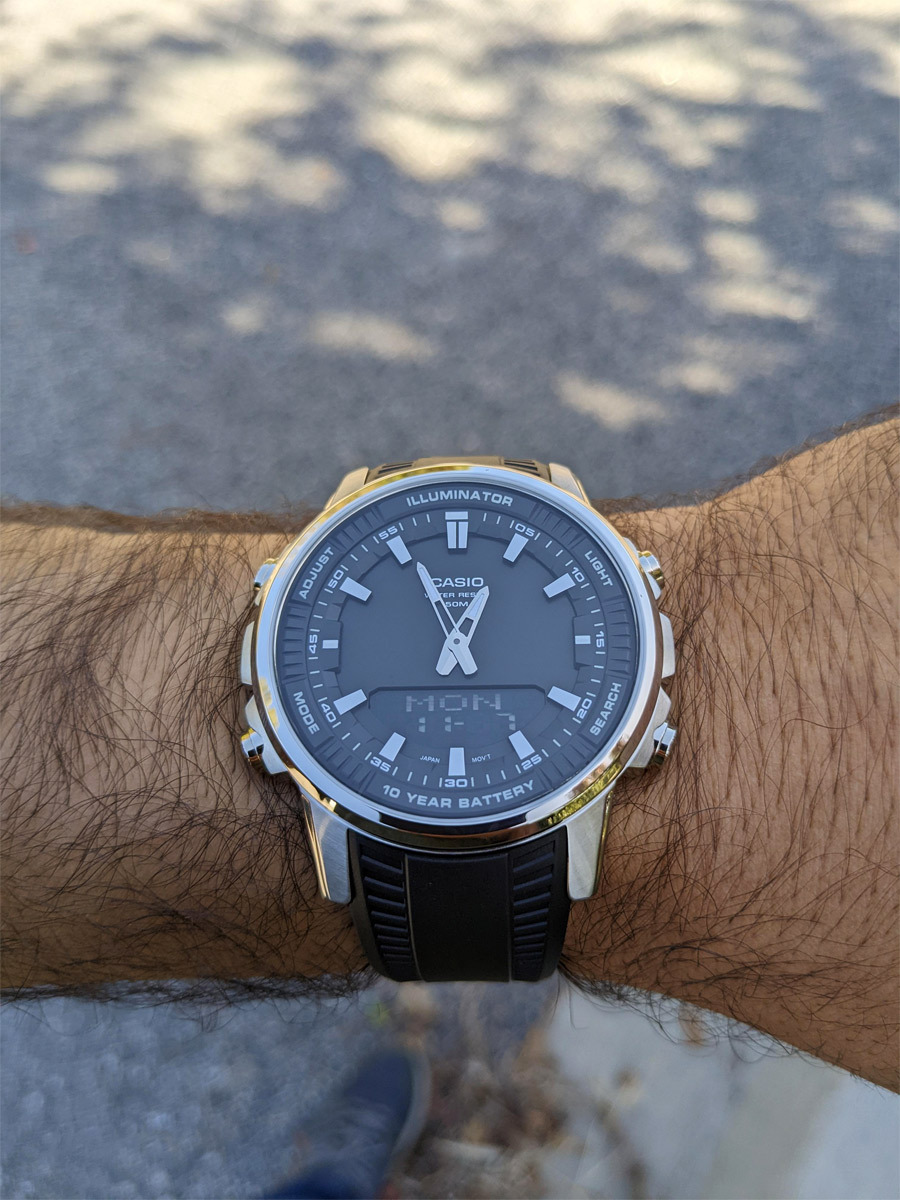 Casio AMW-880-1A Casio AMW-880-1A