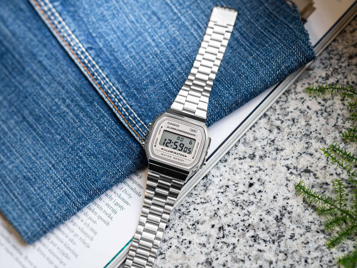 Casio A168WA-8A Casio A168WA-8A