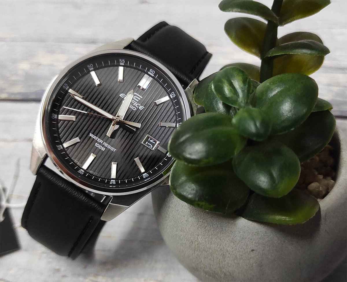 Casio EFV-150L-1A Casio EFV-150L-1A