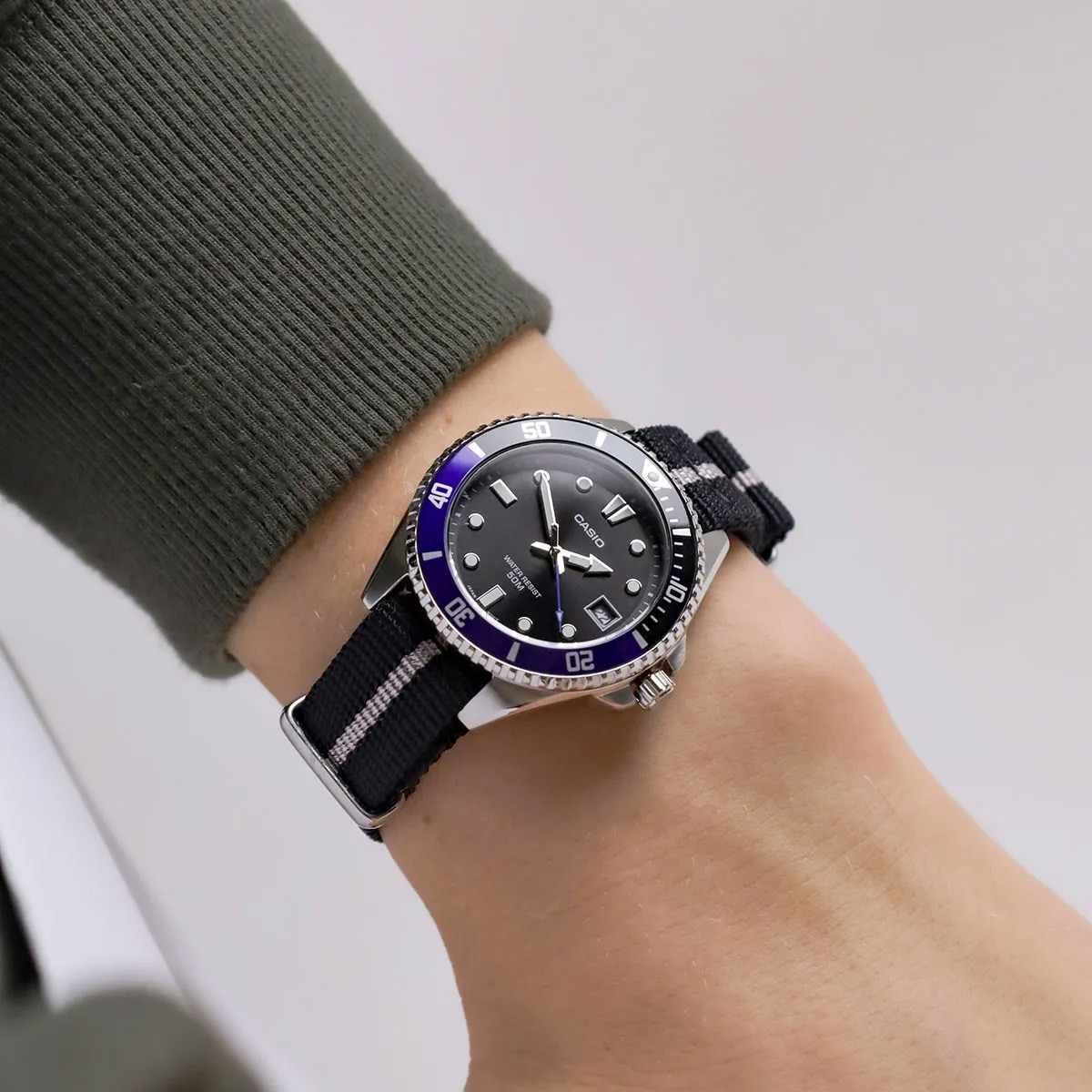 Casio MDV-10C-1A2 Casio MDV-10C-1A2