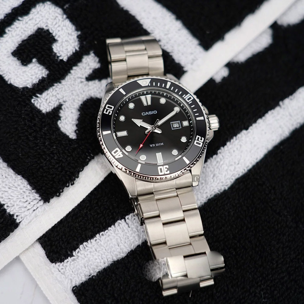 Casio MDV-107D-1A1 Casio MDV-107D-1A1