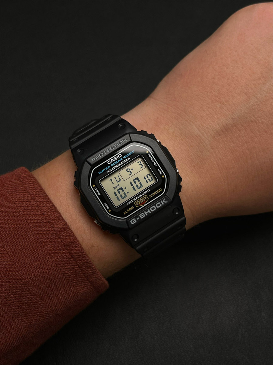 Casio DW-5600UE-1ER Casio DW-5600UE-1ER