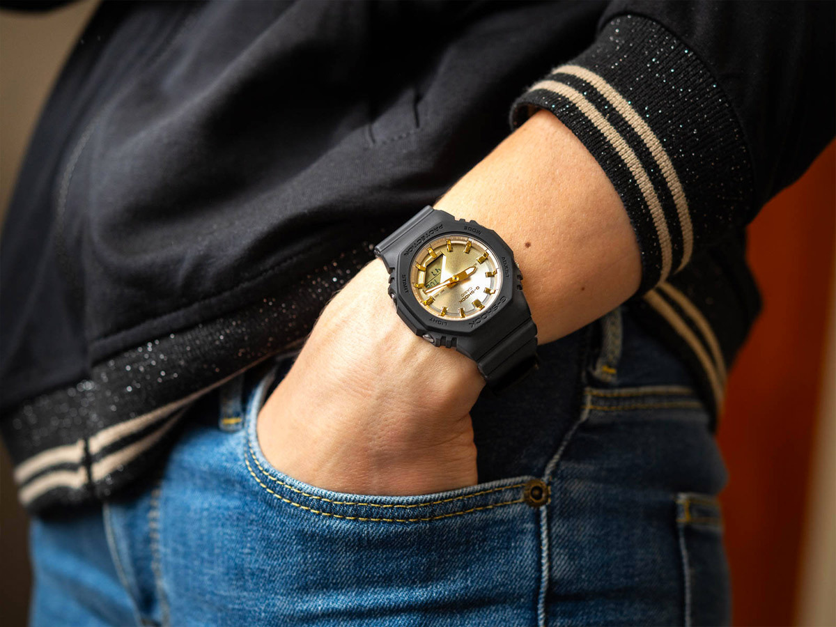 Casio GMA-P2100SG-1A Casio GMA-P2100SG-1A