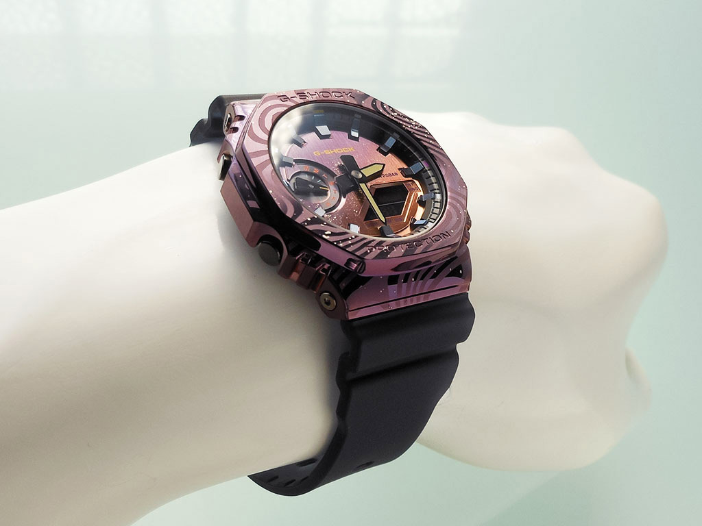 Casio GM-2100MWG-1A Casio GM-2100MWG-1A