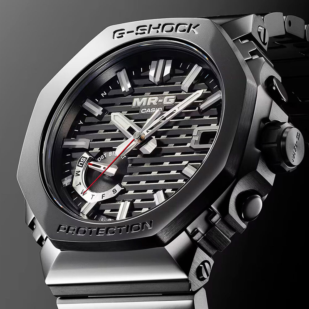 Casio MRG-B2100B-1A Casio MRG-B2100B-1A