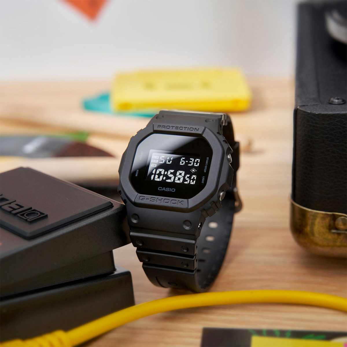 Casio DW-5600UBB-1E Casio DW-5600UBB-1E