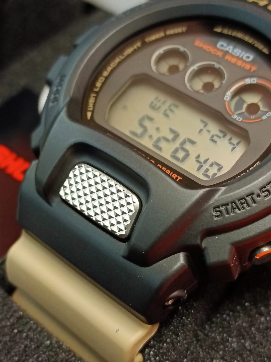 Casio DW-6900TU-1A5 Casio DW-6900TU-1A5