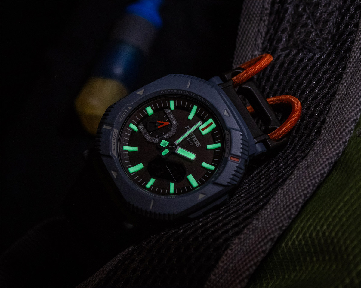 Casio PRJ-B001B-2E Casio PRJ-B001B-2E