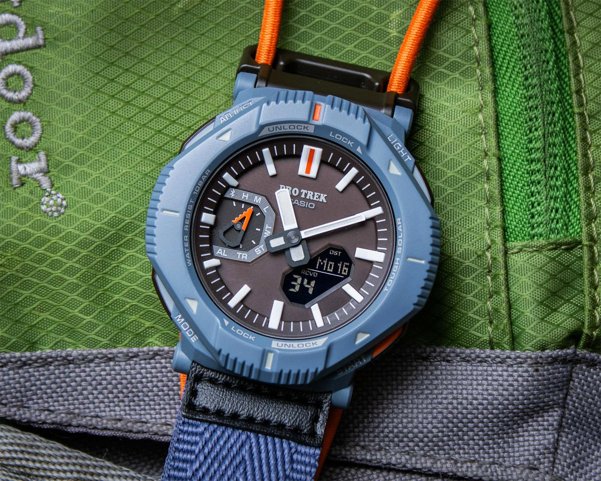 Casio PRJ-B001B-2E Casio PRJ-B001B-2E