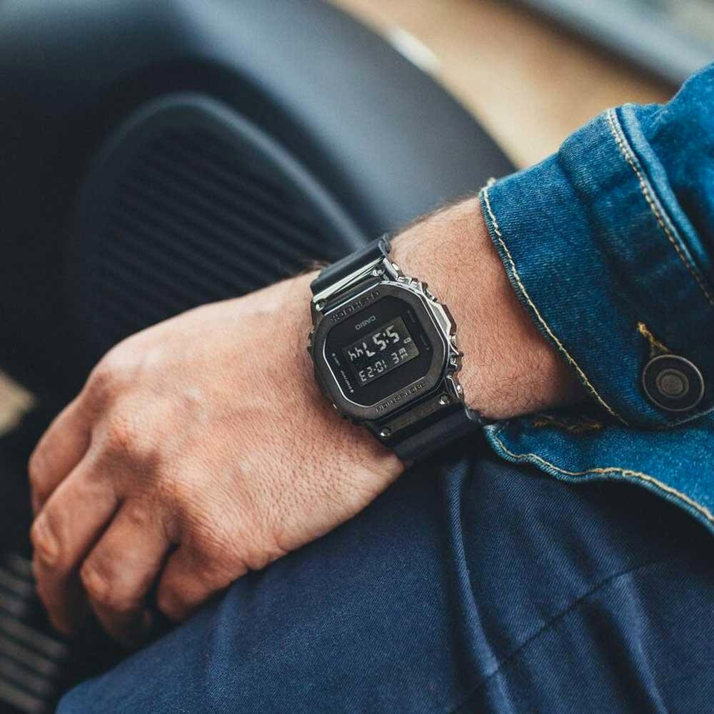 Casio GM-5600UB-1E Casio GM-5600UB-1E