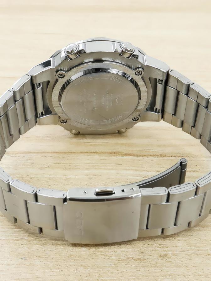 Casio AMW-870D-1A Casio AMW-870D-1A