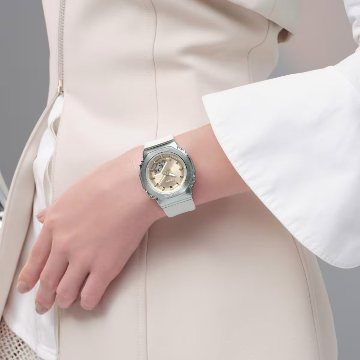 Casio GM-S2110-7A9 Casio GM-S2110-7A9