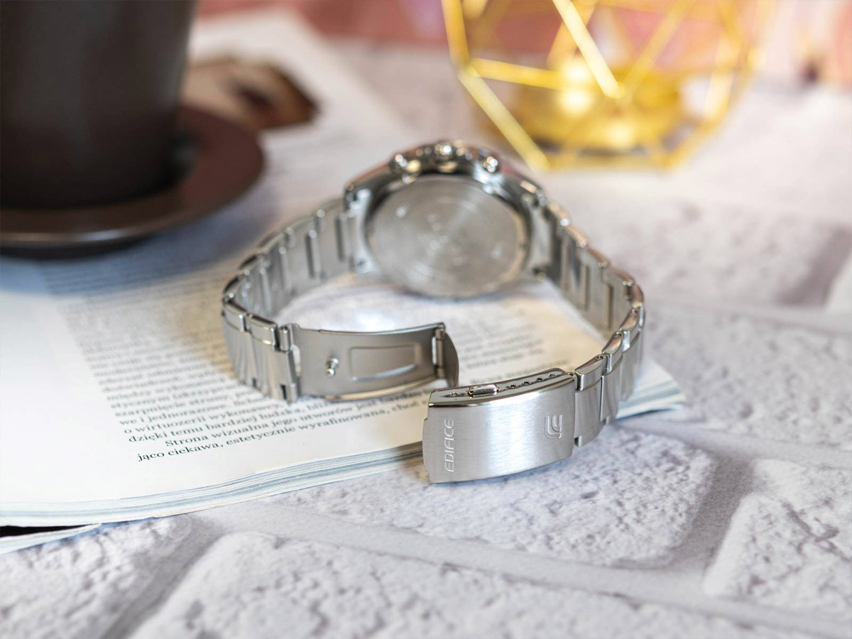 Casio EFR-526D-2A Casio EFR-526D-2A