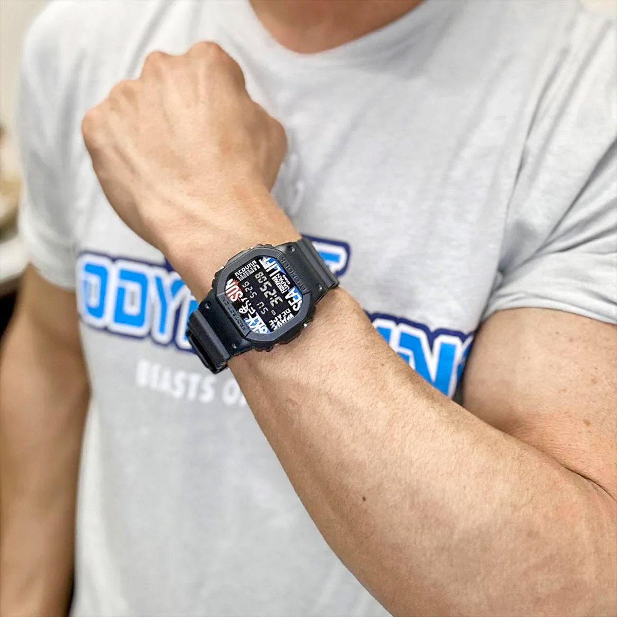 Casio DW-5600RF24-1E Casio DW-5600RF24-1E