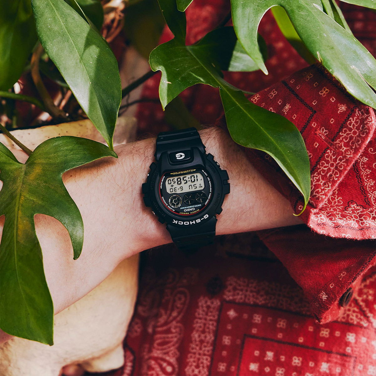 Casio DW-6900RL-1E Casio DW-6900RL-1E