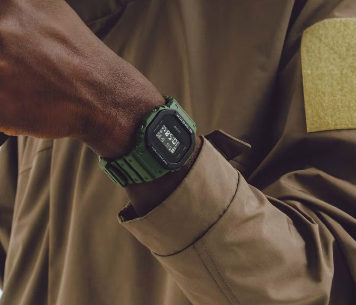 Casio DW-5610UU-3E Casio DW-5610UU-3E