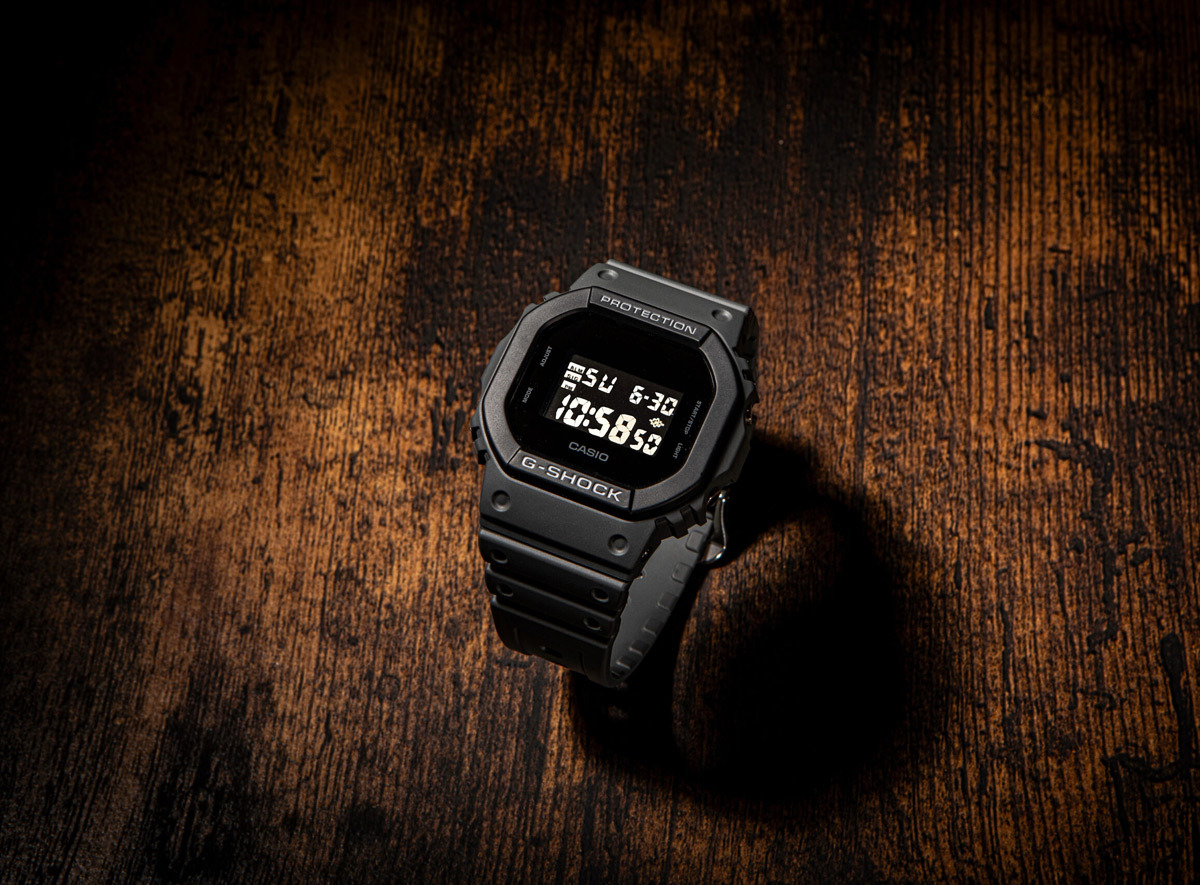 Casio DW-5610UU-8E Casio DW-5610UU-8E