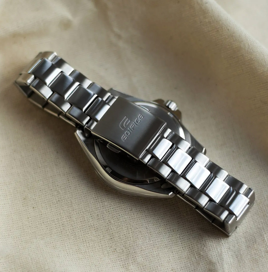 Casio EFV-100D-2BVUEF Casio EFV-100D-2BVUEF