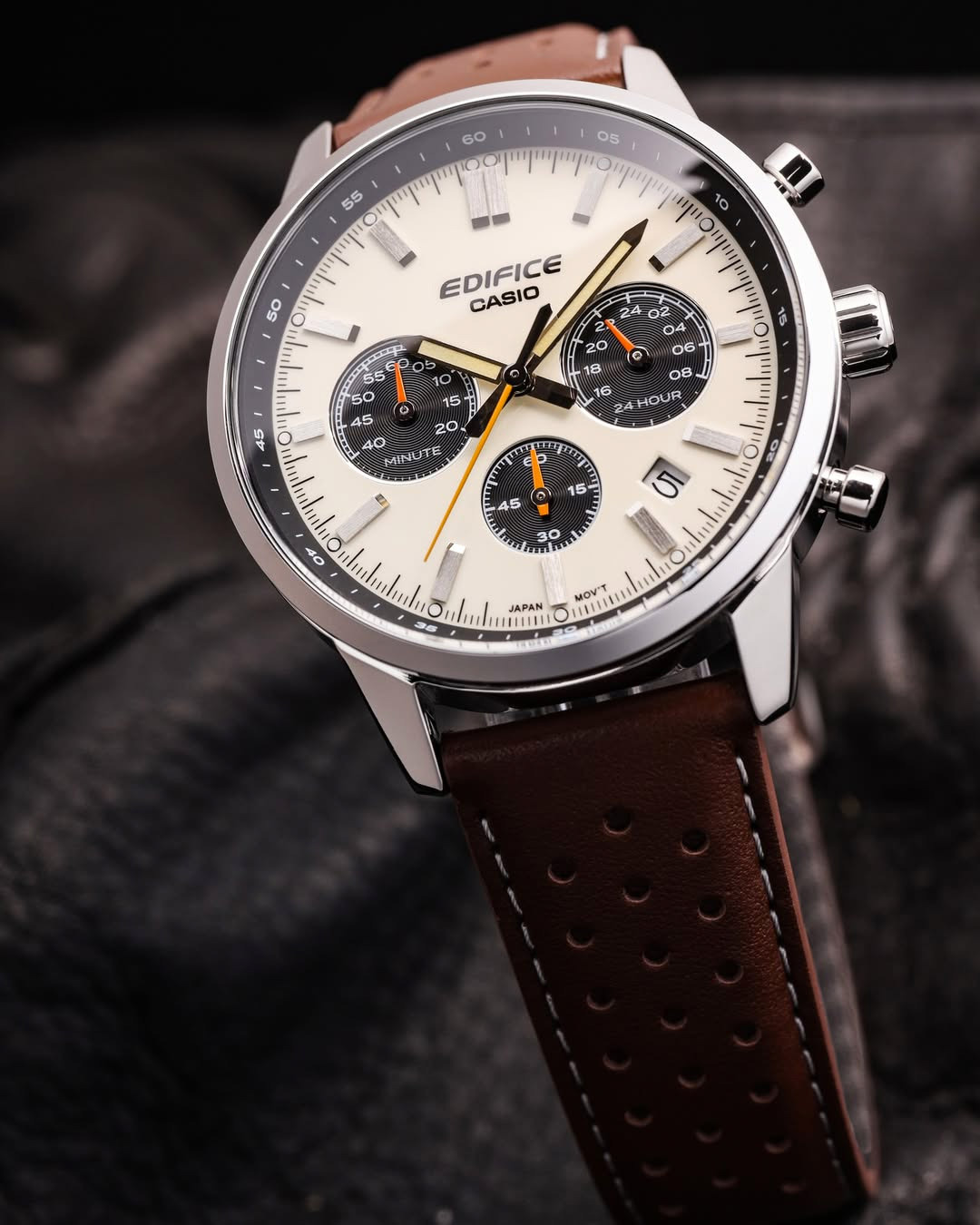 Casio EFR-575L-7A Casio EFR-575L-7A