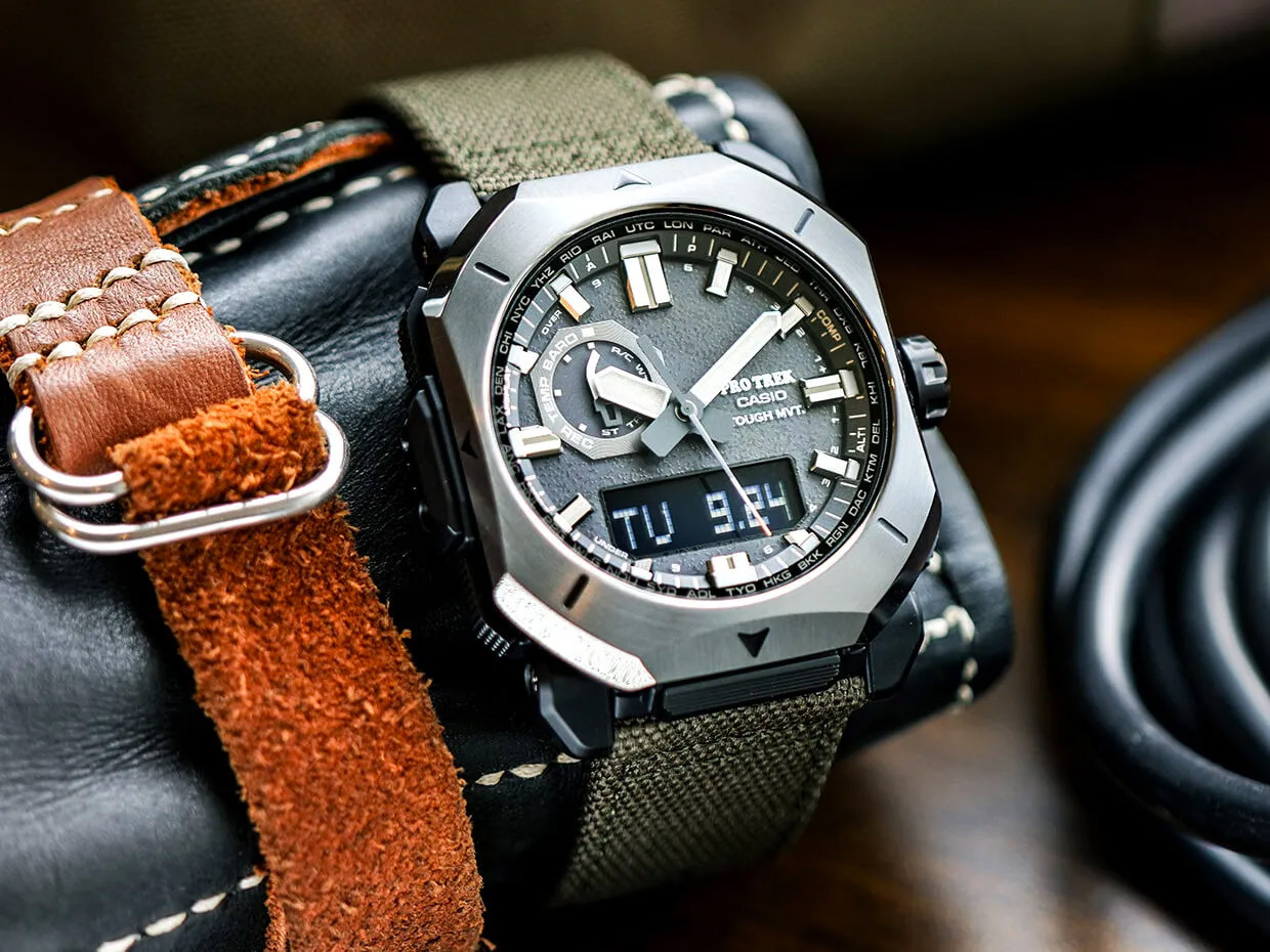 Casio PRW-6900YB-3E Casio PRW-6900YB-3E