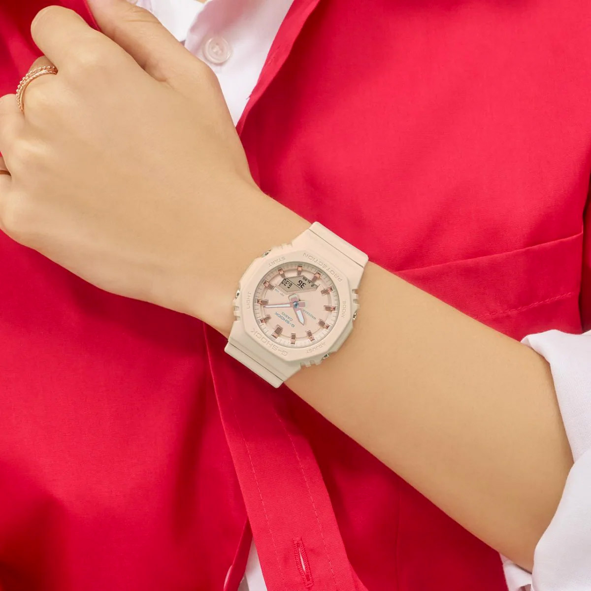 Casio GMA-P2100M-4A Casio GMA-P2100M-4A