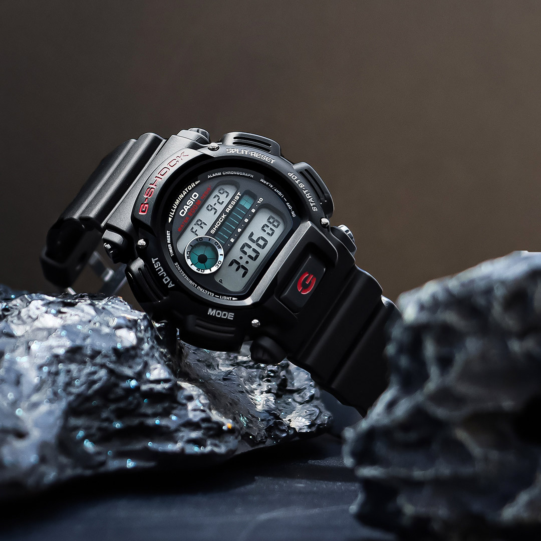 Casio DW-9052-1V Casio DW-9052-1V
