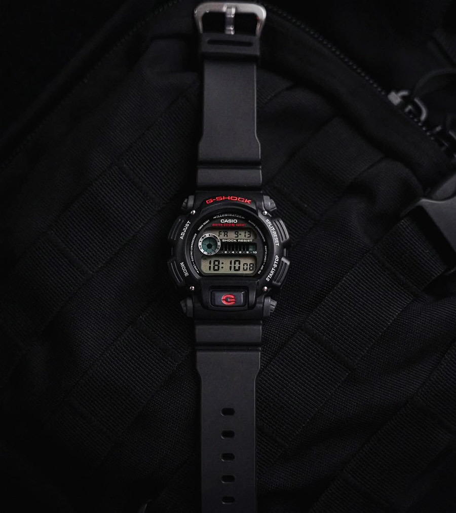 Casio DW-9052-1V Casio DW-9052-1V
