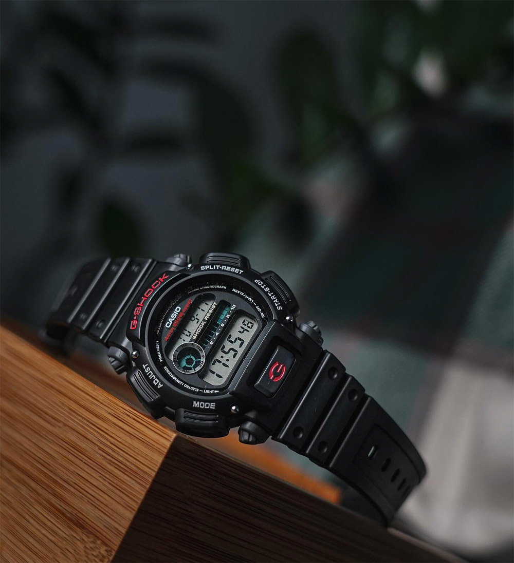 Casio DW-9052-1V Casio DW-9052-1V