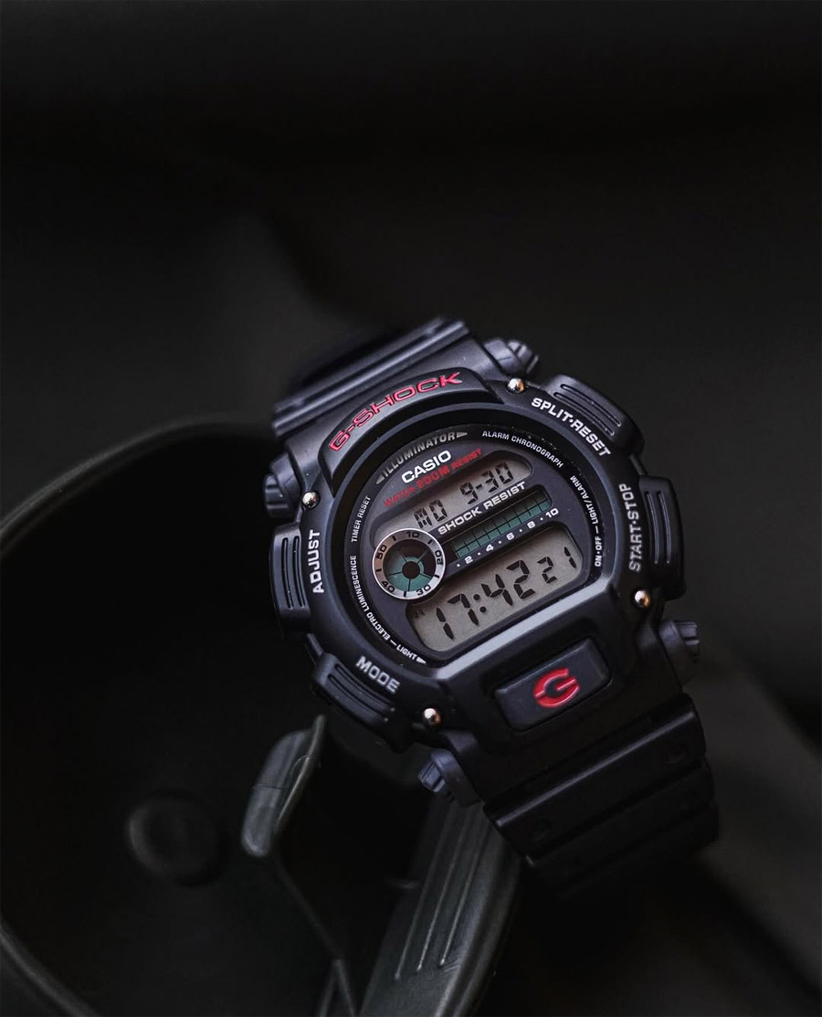 Casio DW-9052-1V Casio DW-9052-1V