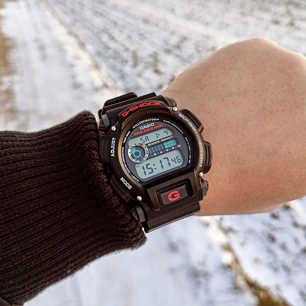 Casio DW-9052-1V Casio DW-9052-1V