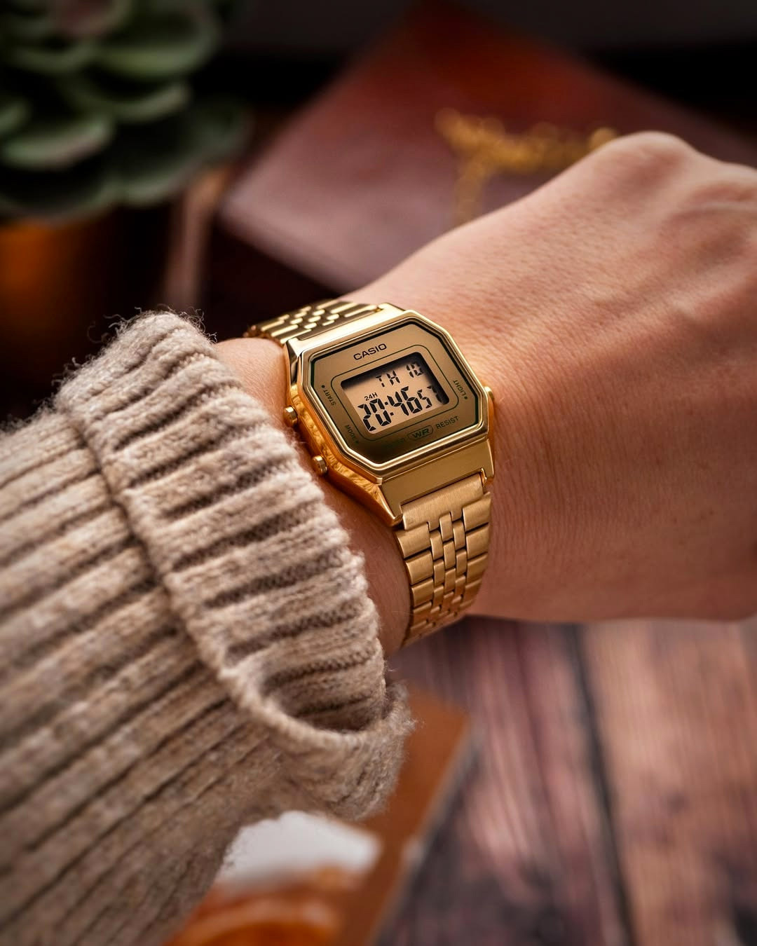 Casio LA680WEGV-9A Casio LA680WEGV-9A