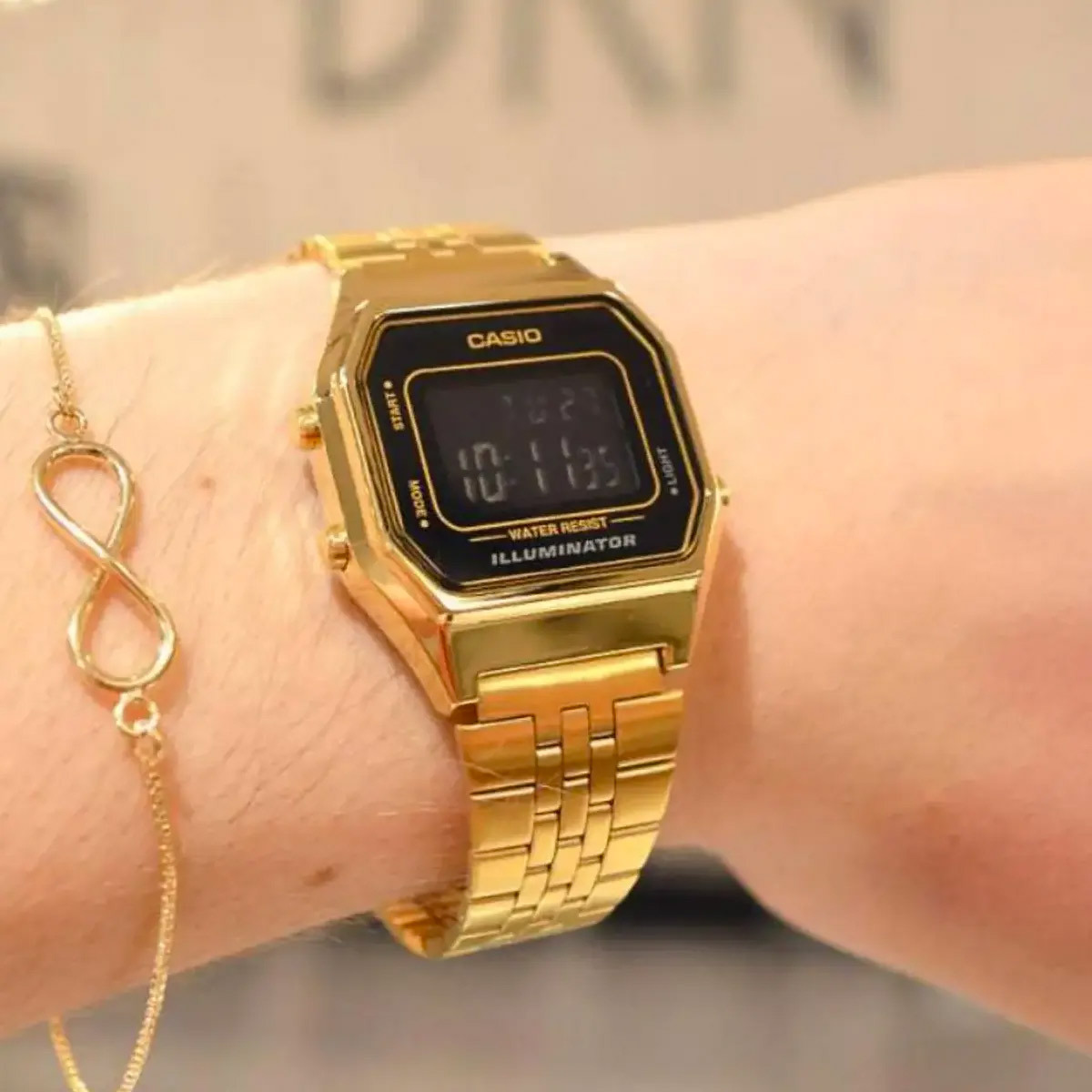 Casio LA680WGA-1B Casio LA680WGA-1B