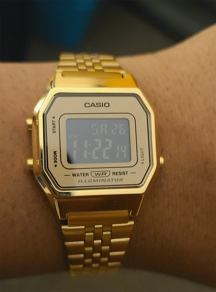 Casio LA680WGA-9B Casio LA680WGA-9B