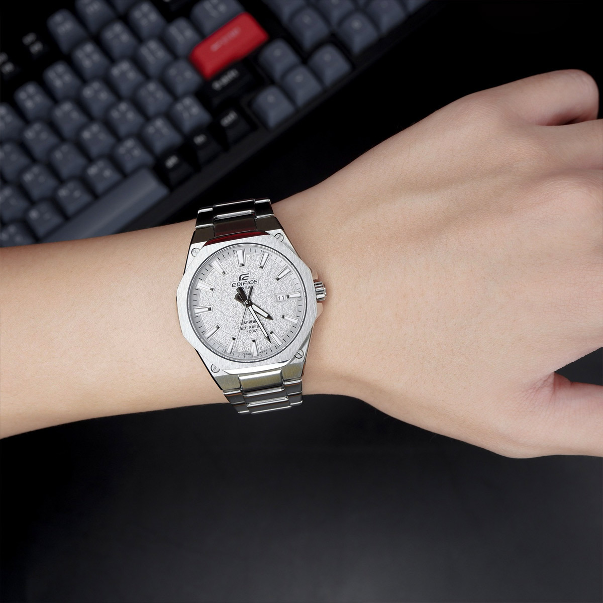 Casio EFR-S108DE-8A Casio EFR-S108DE-8A
