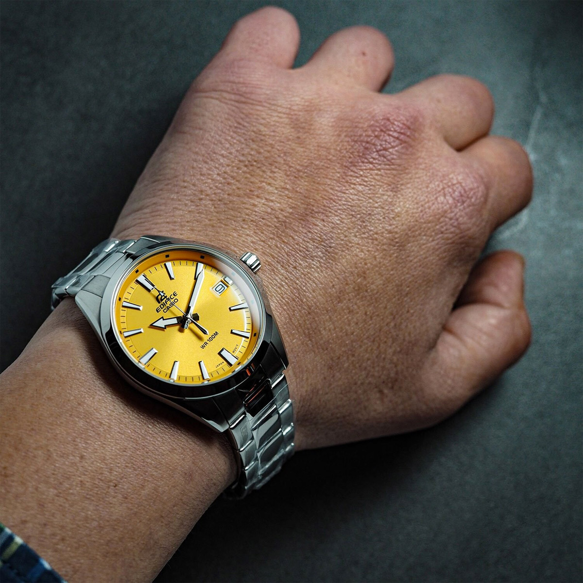 Casio EFV-100D-9A Casio EFV-100D-9A