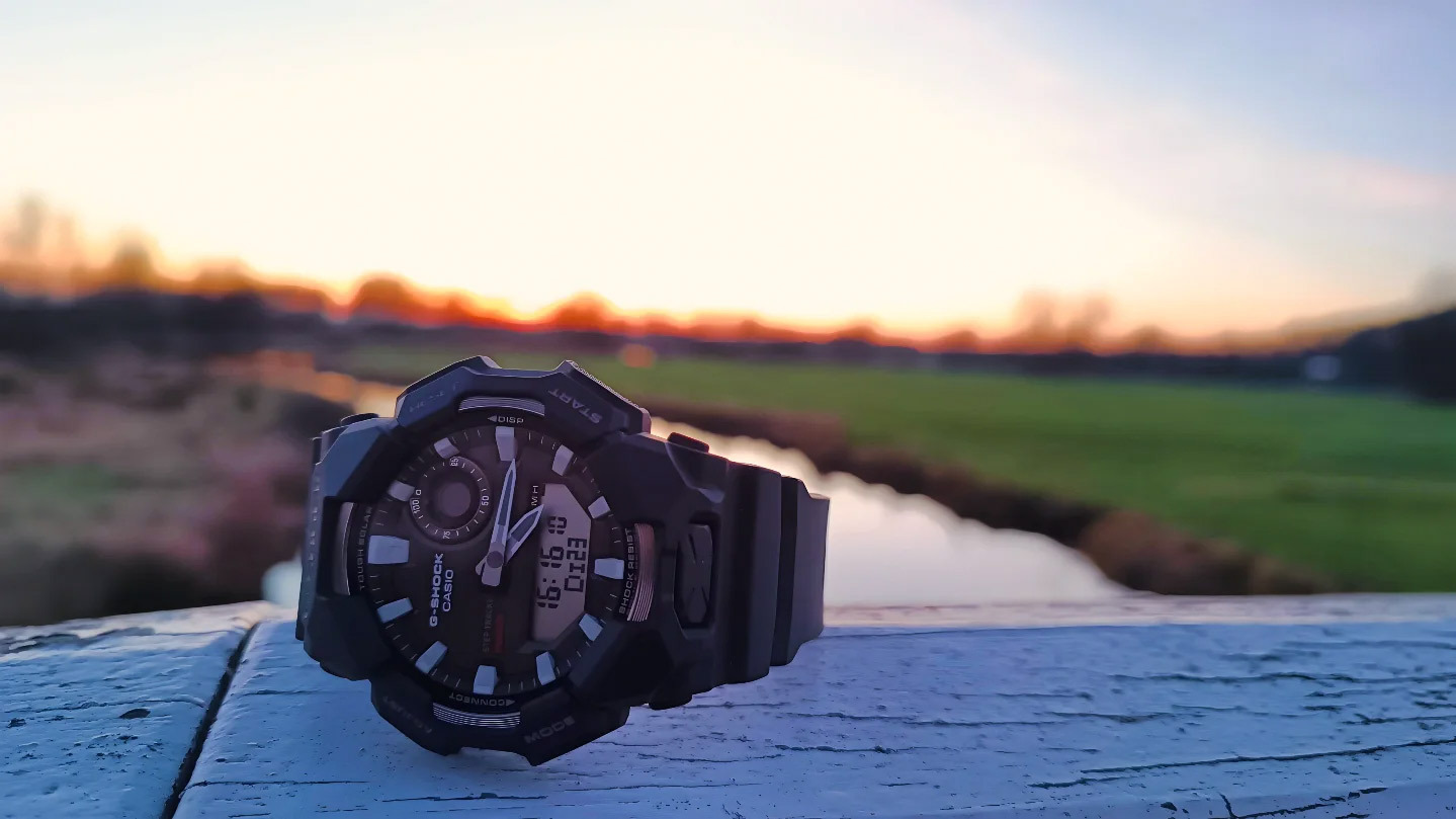Casio GA-B010-1A Casio GA-B010-1A