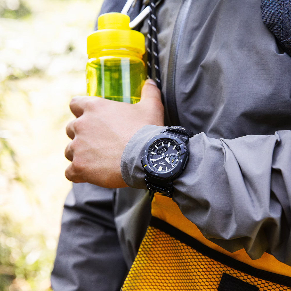 Casio PRJ-B001B-1E Casio PRJ-B001B-1E