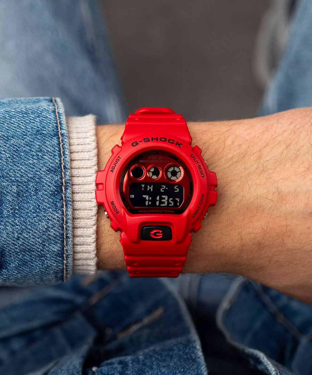 Casio DW-6900RRB-4E Casio DW-6900RRB-4E