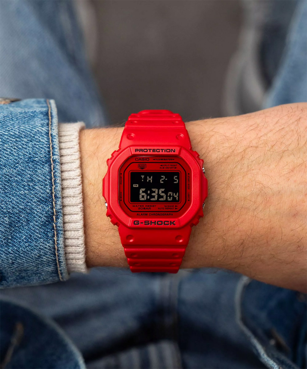 Casio DW-5600RRB-4E Casio DW-5600RRB-4E