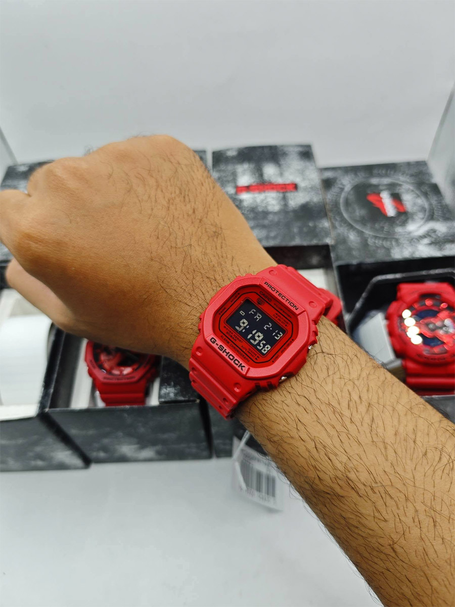 Casio DW-5600RRB-4E Casio DW-5600RRB-4E