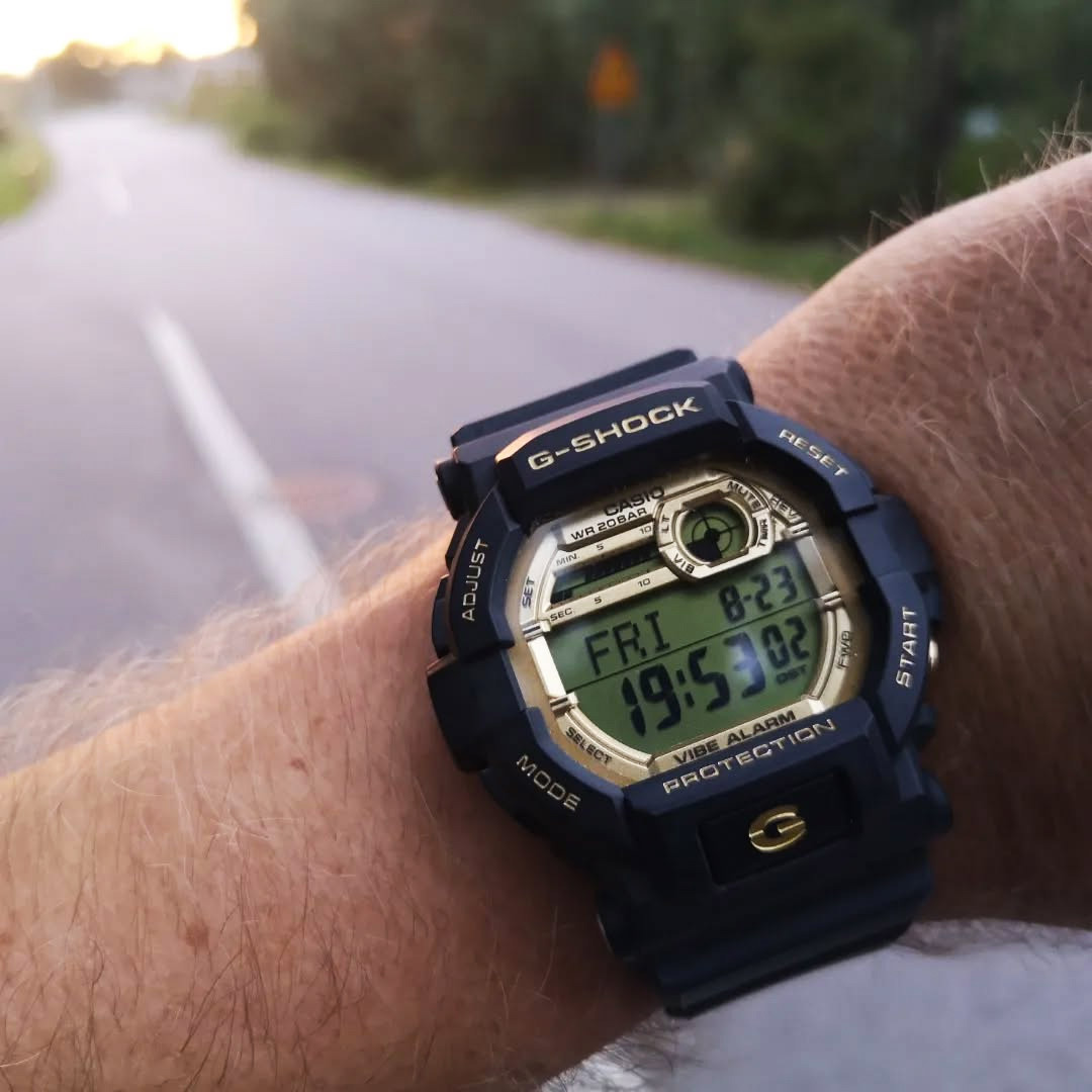 Casio GD-350GB-1E Casio GD-350GB-1E