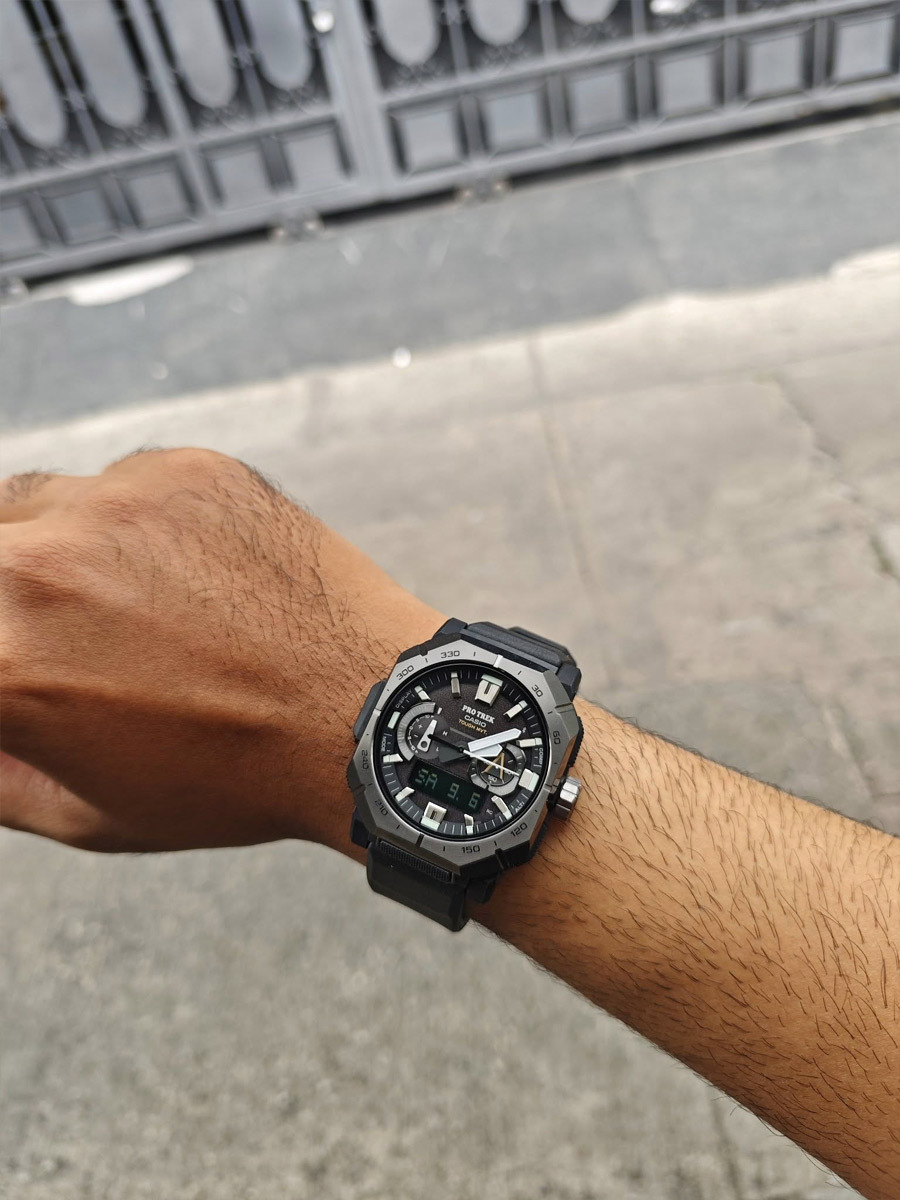 Casio PRW-B1000-1E Casio PRW-B1000-1E