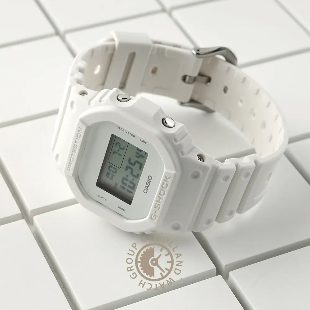 Casio DW-5600WW-7E Casio DW-5600WW-7E