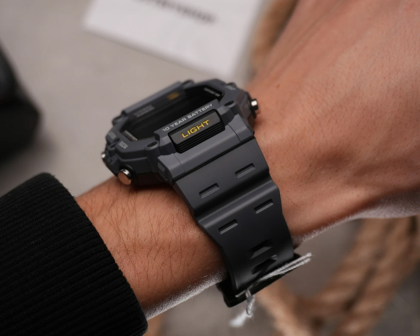Casio AE-1600H-8B Casio AE-1600H-8B