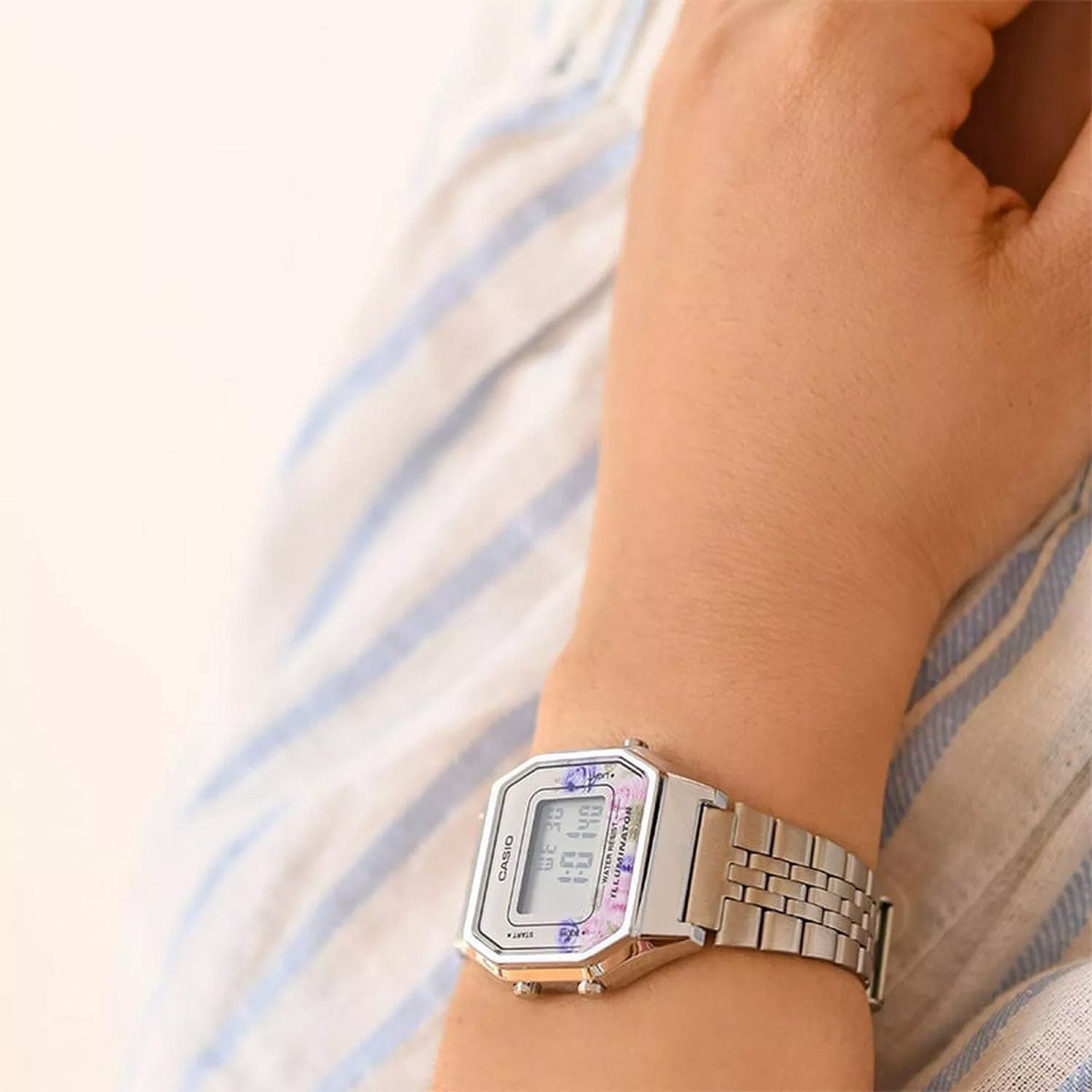 Casio LA680WA-4C Casio LA680WA-4C