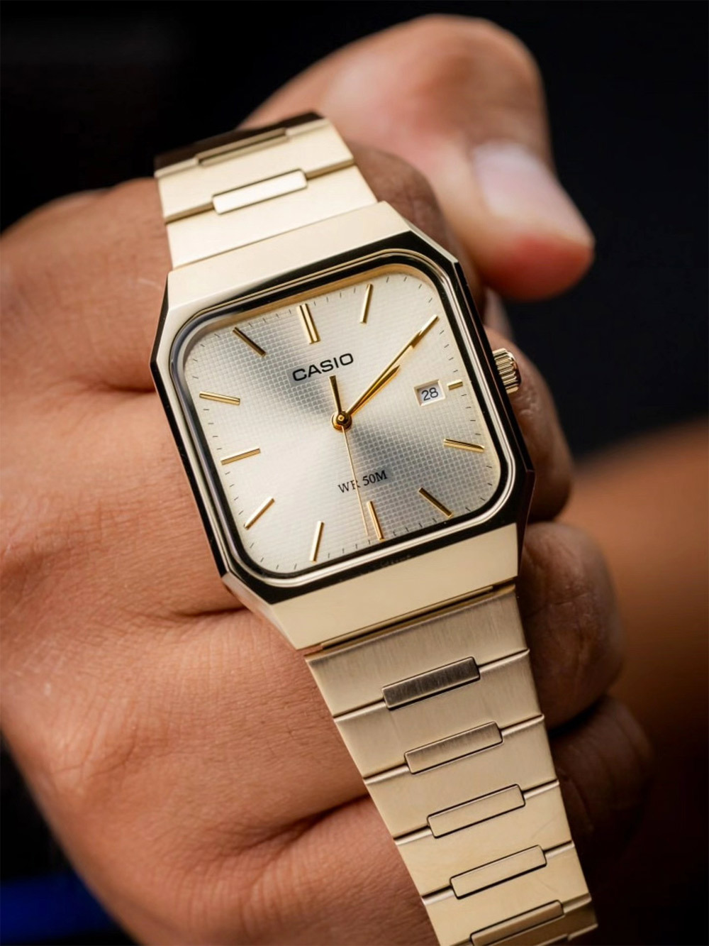 Casio MTP-B185G-9A Casio MTP-B185G-9A